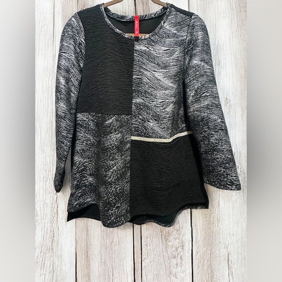 IC by Connie K Top Blouse Women’s Black Tunic Lagenlook Artsy Zip Size Small - Picture 1 of 6